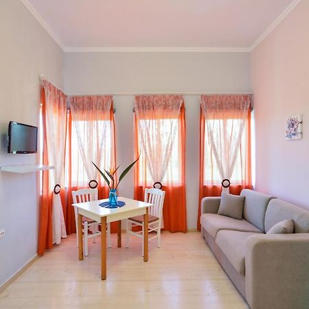 Poseidon Apartments Kato Daratso Buitenkant foto