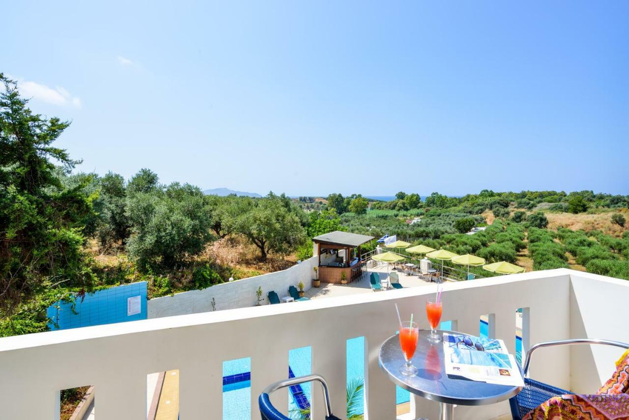 Poseidon Apartments Kato Daratso Buitenkant foto
