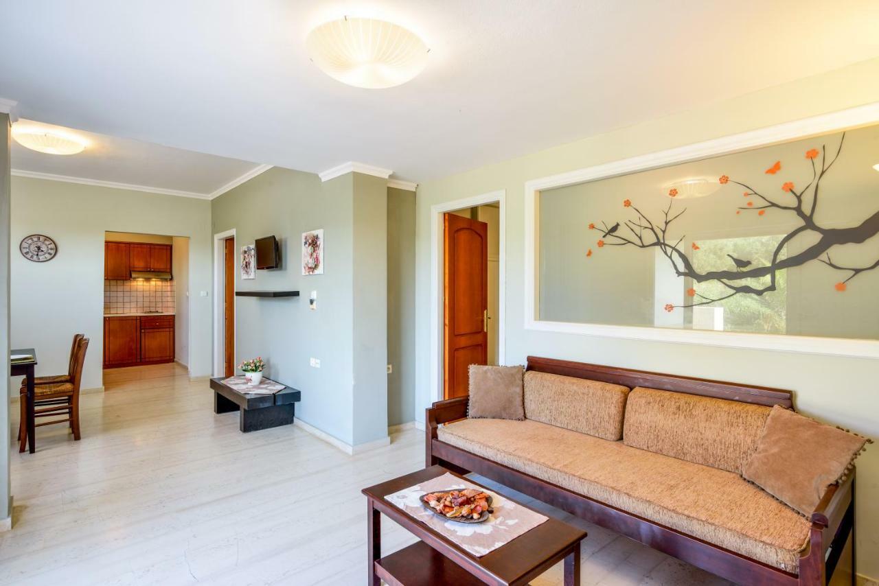 Poseidon Apartments Kato Daratso Buitenkant foto